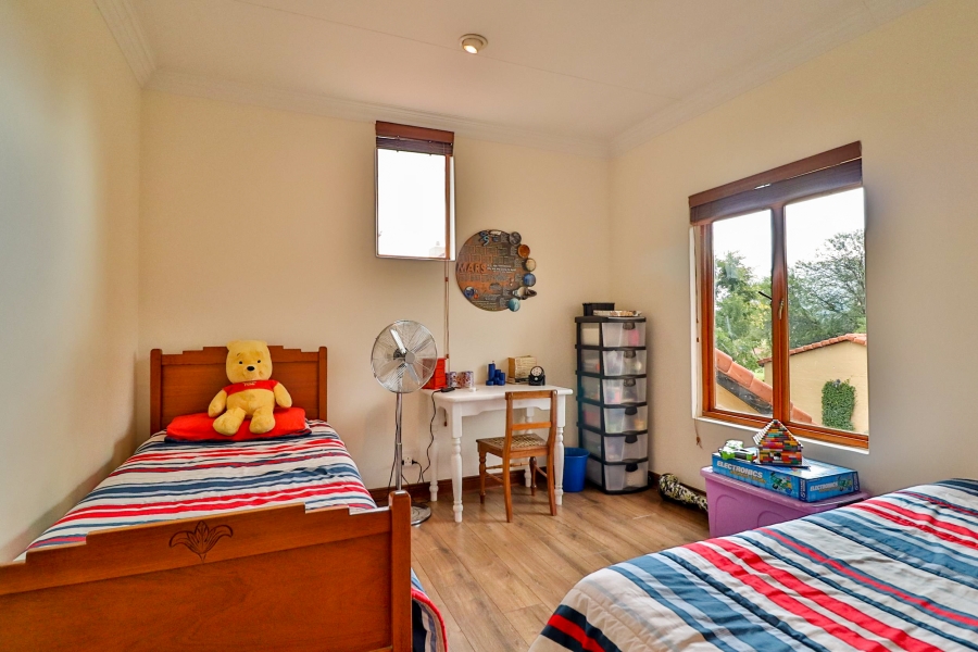 To Let 3 Bedroom Property for Rent in The Coves North West